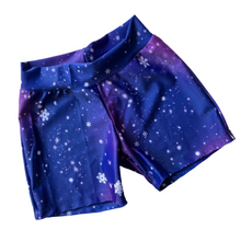 Load image into Gallery viewer, Size 4 Christmas themed shorts (relaxed fit - slightly longer)
